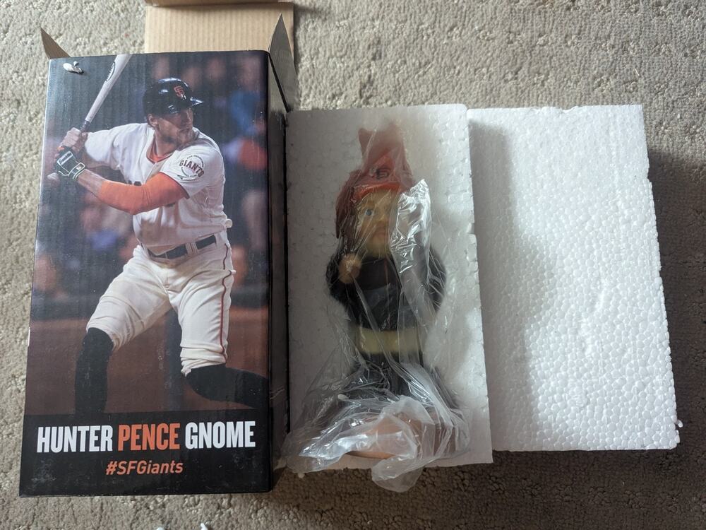 ⚾SAN FRANCISCO SF GIANTS HUNTER PENCE GNOME, SGA NIB ⚾🔥